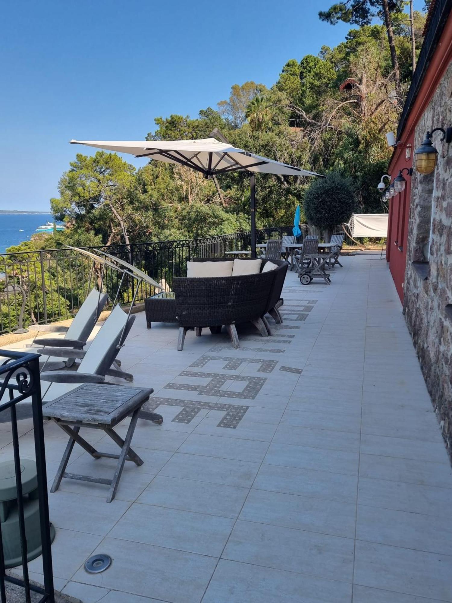 Villas And Suites La Coraillere Resort Théoule-sur-Mer Стая снимка