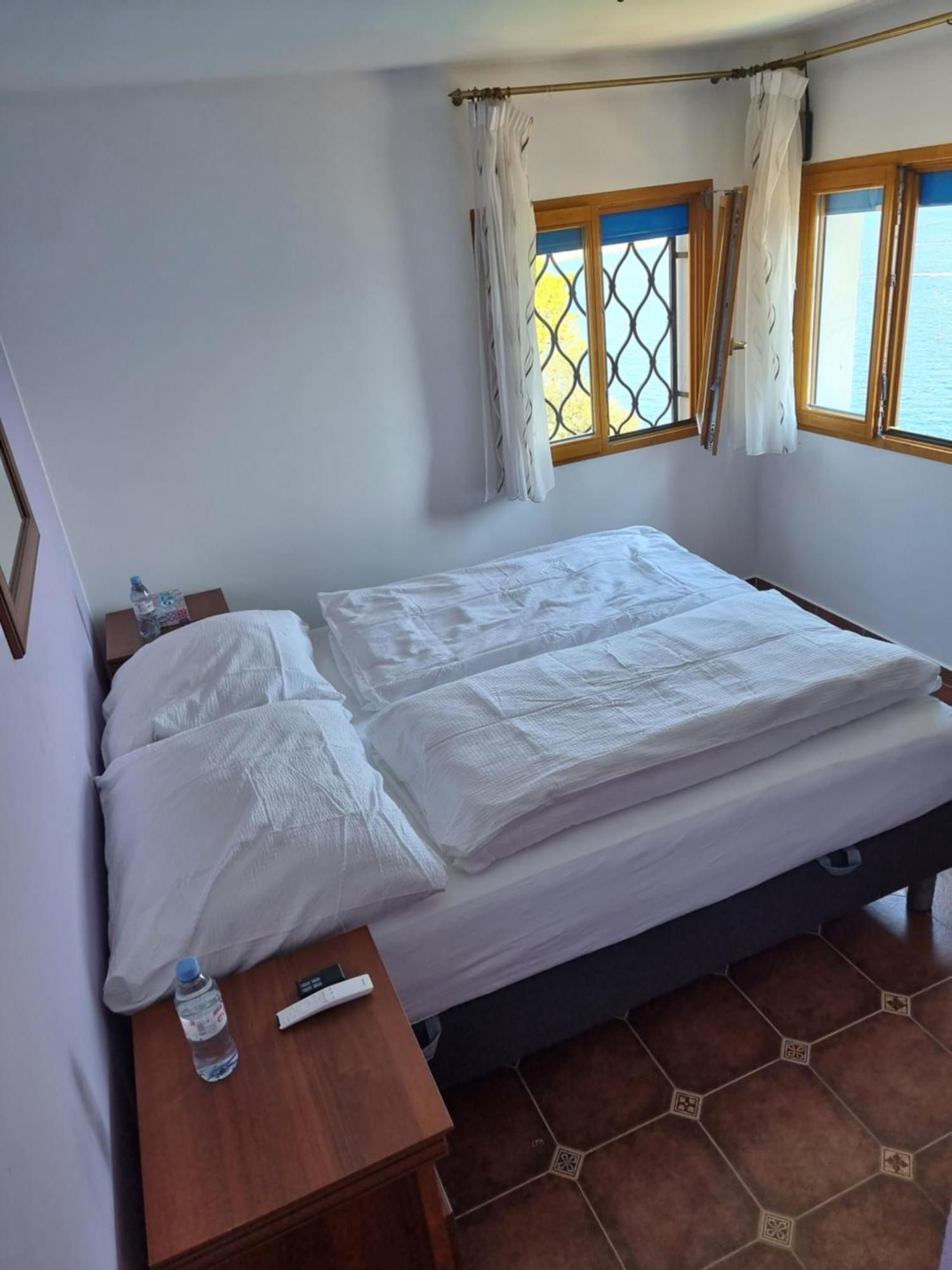 Villas And Suites La Coraillere Resort Théoule-sur-Mer Стая снимка
